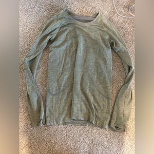 Lululemon Swiftly Tech Long Sleeve